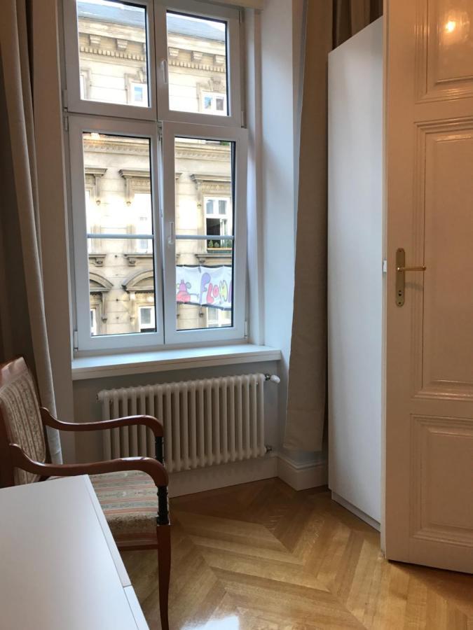 Luxury 2Br Apartment Neubaugasse Vienne Extérieur photo